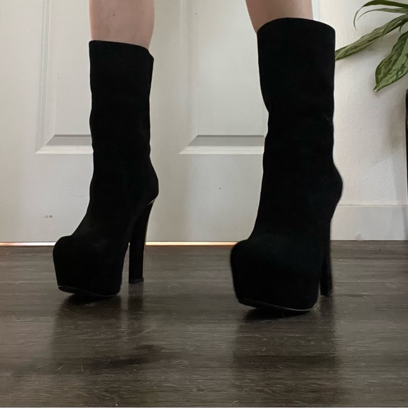 Theyskens’ Theory Suede Platform Boots with Gold Heel - Picture 4 of 9